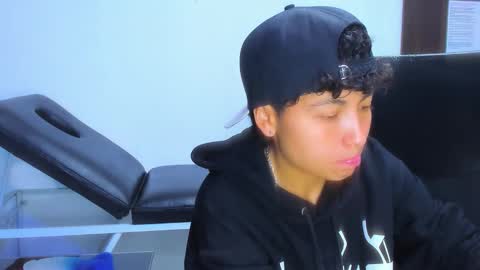 Snapshot of im_mathias chatting on 02.11.26 mathias online show from 02.11.26