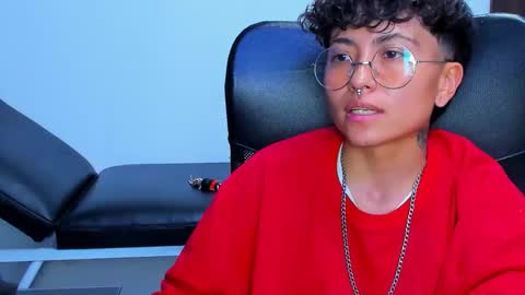 Snapshot of im_mathias chatting on 02.15.26 mathias online show from 02.15.26