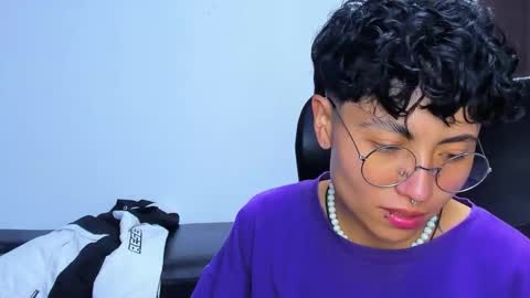 Snapshot of im_mathias chatting on 02.20.26 mathias online show from 02.20.26