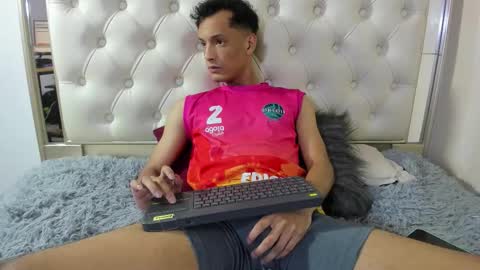 IM MAXPASSION online show from 10.19.25
