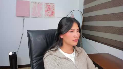 Mia online show from 07.07.26