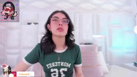 Snapshot of im_molly_angel chatting on 12.04.25 Moly online show from 12.04.25