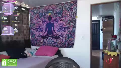Snapshot of im_moonlight chatting on 04.23.26 Cutie pie online show from 04.23.26