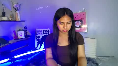 Snapshot of im_ur_girl_demure chatting on 05.22.26 kyline online show from 05.22.26