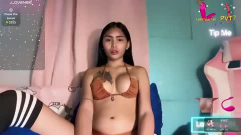 Ms. M online show from 04.08.26