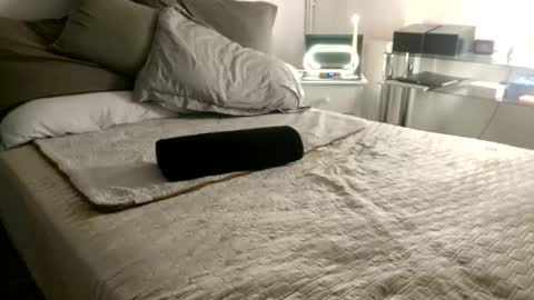 Snapshot of im_yourxtoy2285837 chatting on 02.15.26 Im yourxtoy online show from 02.15.26