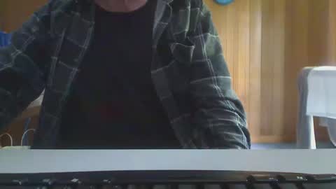 Aussie Guy online show from 04.10.26