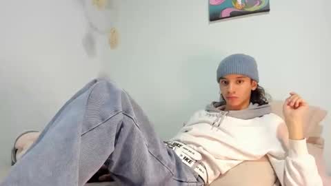 Colton Alvin Independent model online show from 01.25.25