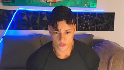 Snapshot of imconor chatting on 12.30.24 imconor online show from 12.30.24