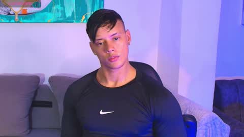 Snapshot of imconor chatting on 10.15.25 imconor online show from 10.15.25