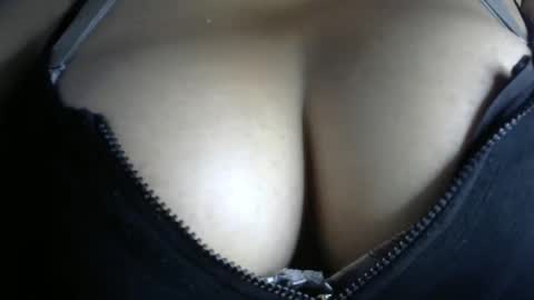 Snapshot of imdirtymilf chatting on 09.27.25 mia latina online show from 09.27.25