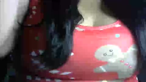 Snapshot of imdirtymilf chatting on 12.15.25 mia latina online show from 12.15.25