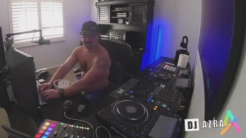DJ Azra online show from 10.12.25