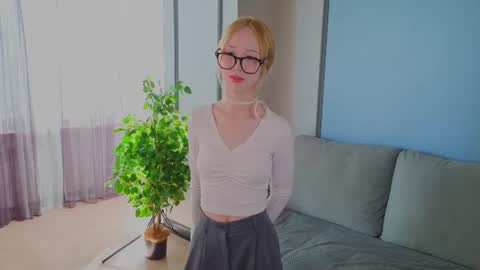 Amina online show from 06.04.26