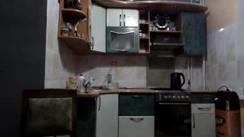 Snapshot of imelissa8malis chatting on 11.16.25 irina online show from 11.16.25