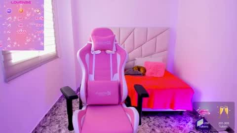  independient model online show from 09.09.25