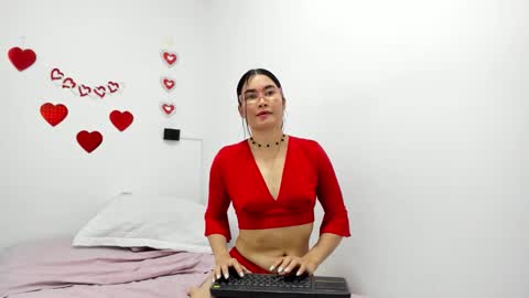 imhannahweaver online show from 02.28.26