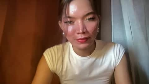 Snapshot of imjustasluttyintownxxx chatting on 01.06.26 Mika online show from 01.06.26