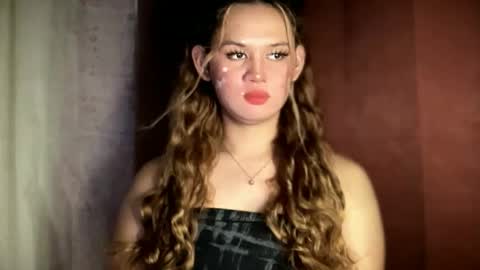 Snapshot of imjustasluttyintownxxx chatting on 01.13.26 Mika online show from 01.13.26