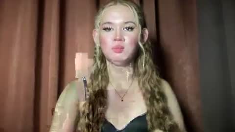 Snapshot of imjustasluttyintownxxx chatting on 02.04.26 Mika online show from 02.04.26