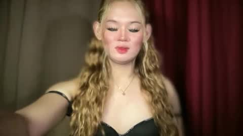 Snapshot of imjustasluttyintownxxx chatting on 02.08.26 Mika online show from 02.08.26