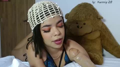 Snapshot of imkenia28 chatting on 09.09.25 Kenia 3 online show from 09.09.25