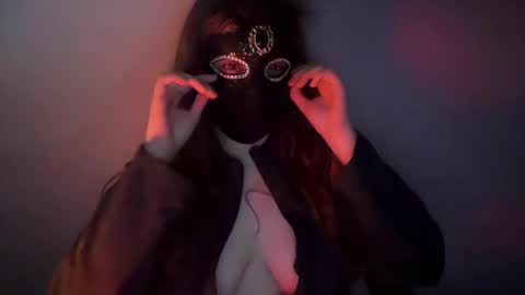 Snapshot of immissamelie chatting on 03.11.25 Miss Amelie online show from 03.11.25