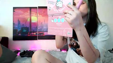 Snapshot of immortal_fuckers chatting on 10.24.25 Sam and Jen online show from 10.24.25