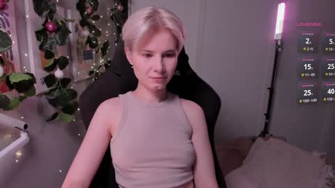 Mia online show from 01.11.25