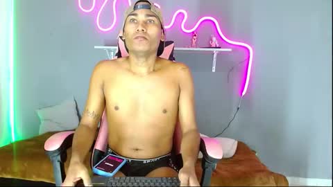 Snapshot of imperial_lust chatting on 09.26.25 imperial_lust online show from 09.26.25