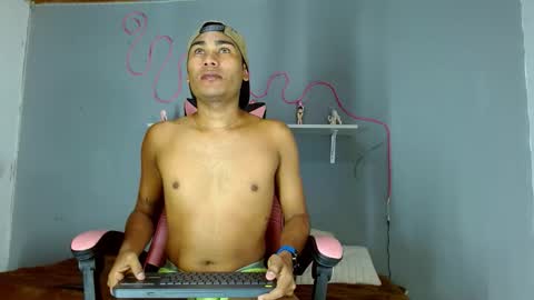 Snapshot of imperial_lust chatting on 09.27.25 imperial_lust online show from 09.27.25