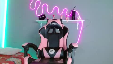 Snapshot of imperial_lust chatting on 10.26.25 imperial_lust online show from 10.26.25