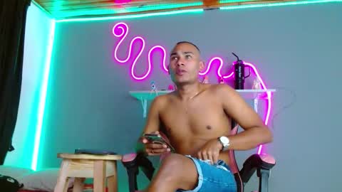 Snapshot of imperial_lust chatting on 10.28.25 imperial_lust online show from 10.28.25