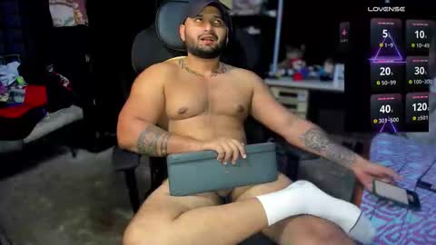 Snapshot of imperion_king chatting on 11.05.25 Imperion King online show from 11.05.25