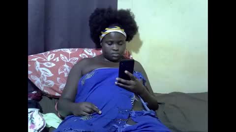 Snapshot of impress_ivy chatting on 10.17.25 impress_ivy online show from 10.17.25