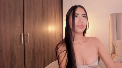 Snapshot of imsaraah chatting on 11.10.25 sarah online show from 11.10.25