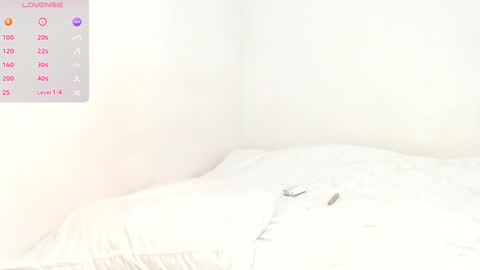 Snapshot of imsiri chatting on 01.14.25 Siri online show from 01.14.25