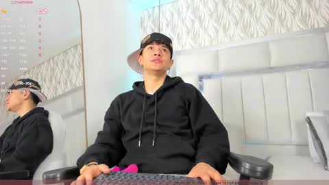 Snapshot of imxjoel chatting on 12.16.25 Joel online show from 12.16.25