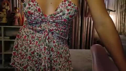 Snapshot of imyourkesiah chatting on 11.21.25 yourBabyKESIAH online show from 11.21.25