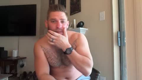 Snapshot of inamate93 chatting on 01.10.26 Inmate1993 online show from 01.10.26