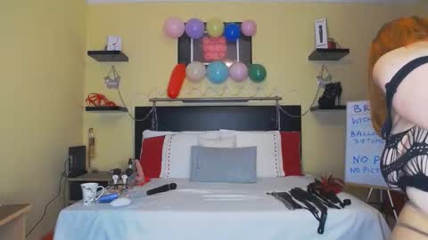 Snapshot of inannalove chatting on 01.11.25 inannalove online show from 01.11.25