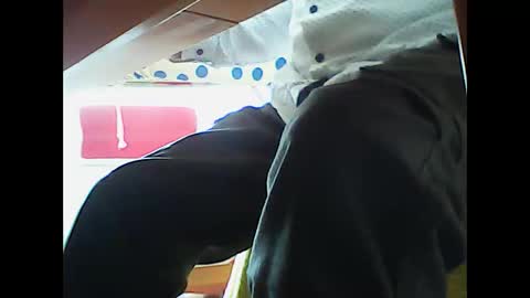 Snapshot of incontactwithmike chatting on 12.01.25 incontactwithmike online show from 12.01.25