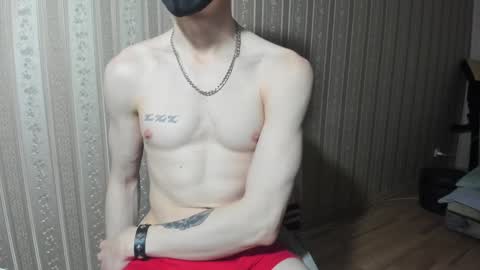 Snapshot of incredibleguy1 chatting on 12.02.24 IncredibleGuy online show from 12.02.24