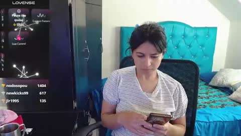 Snapshot of incubus_couple1 chatting on 01.05.25 incubus_couple1 online show from 01.05.25