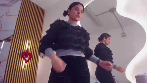 Indi Catalina online show from 03.30.26