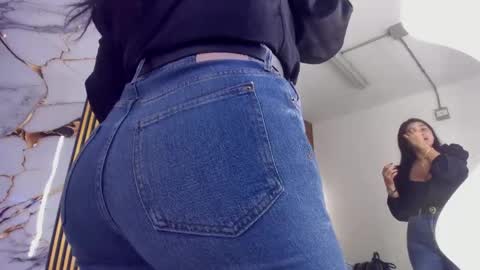 Indi Catalina online show from 04.21.26