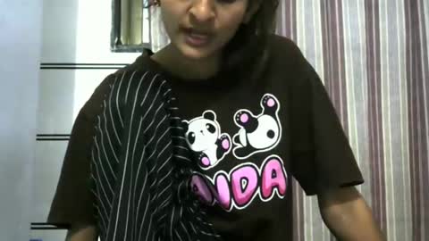 India Model online show from 01.02.25