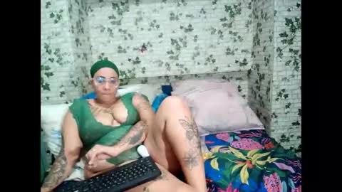 Snapshot of indian_candyxx chatting on 04.29.26 Candy cat online show from 04.29.26