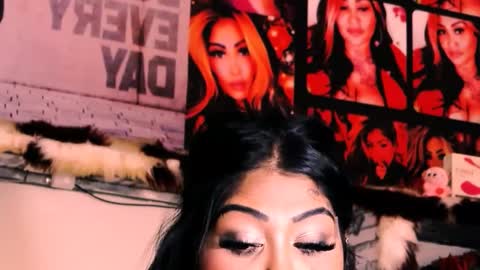 Snapshot of indian_dreamgirl chatting on 09.13.25 Bella Ambrosia online show from 09.13.25