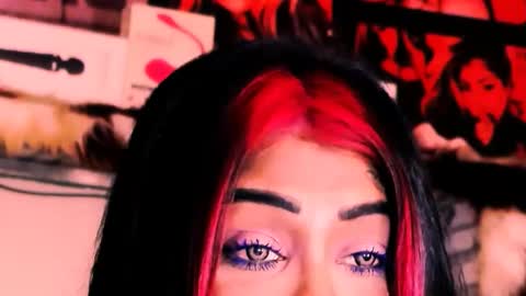 Snapshot of indian_dreamgirl chatting on 11.08.25 Bella Ambrosia online show from 11.08.25